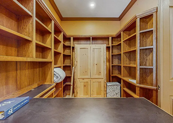 Goodyear W/ Private Pool, & Built-in Bbq Litchfield Park